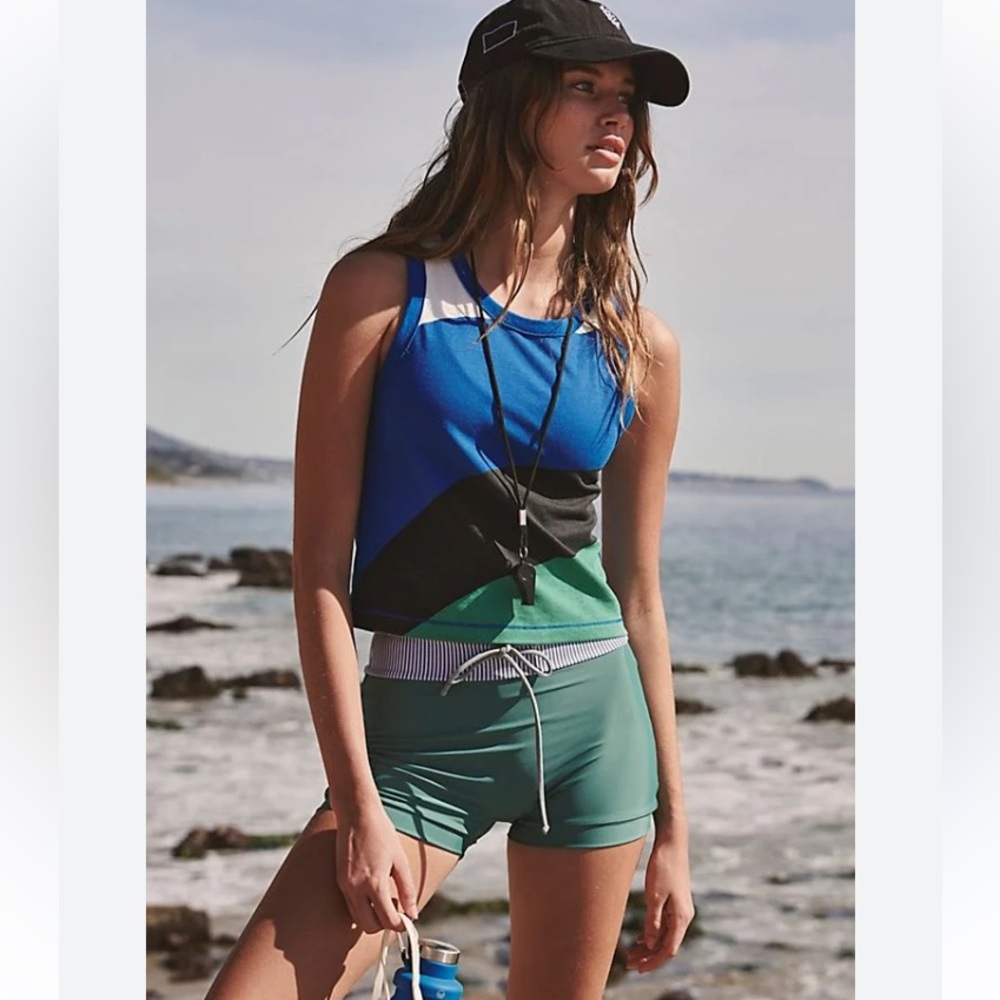 Fp Movement - Back To Basics Printed Tank - image 1